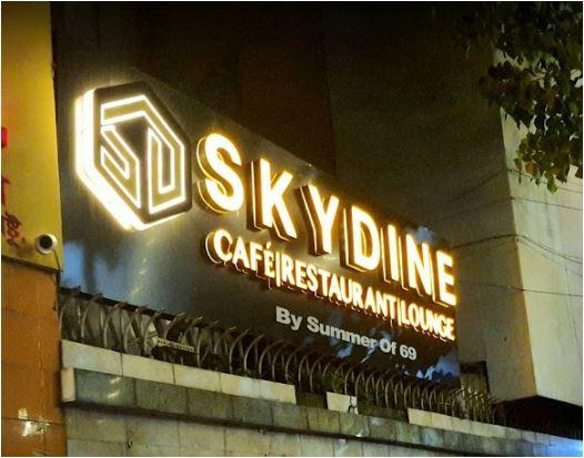 Skydine Rooftop Cafe, Restaurant and Lounge