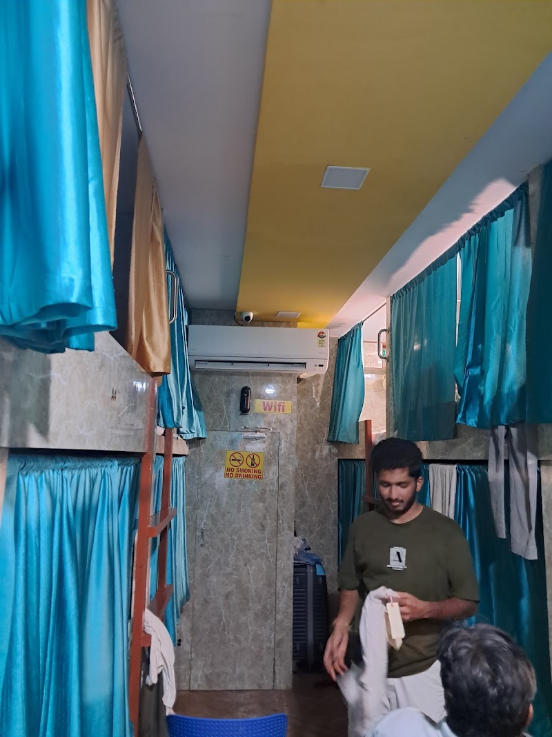 SIGNATURE INN DORMITORY